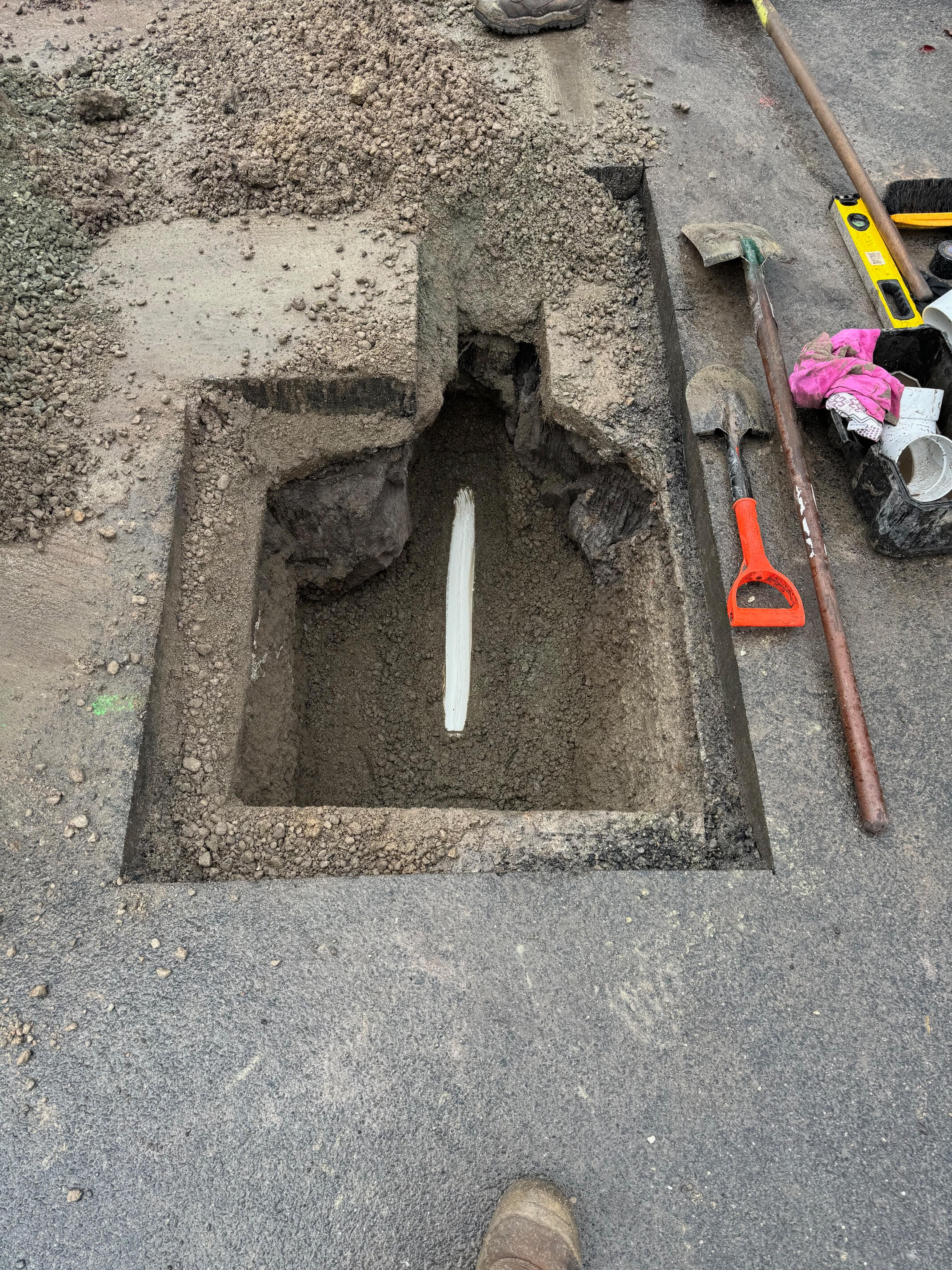 Repairing sewer lines